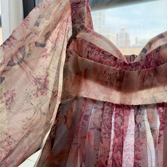 Botanica Bralette Mini Dress
Zimmermann size 2 - Picture 7 of 8